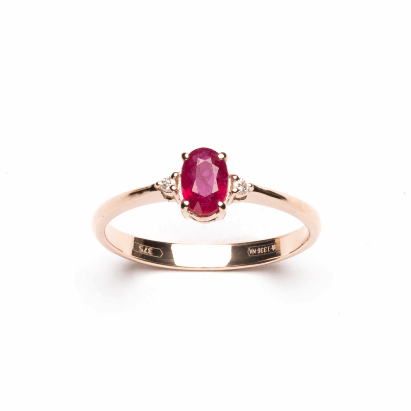 Anello Oro con Rubino Ovale e Diamanti Naturali - immagine 4