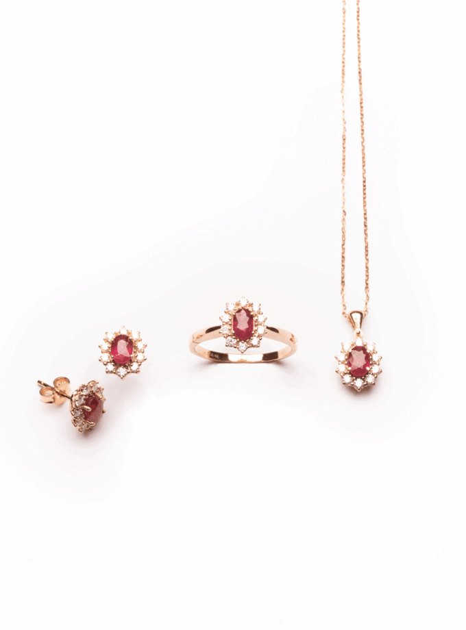 Parure Kate Rubini e diamanti naturali